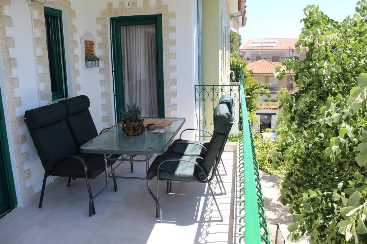 Azure Bliss Suites Nikiti  Exterior foto